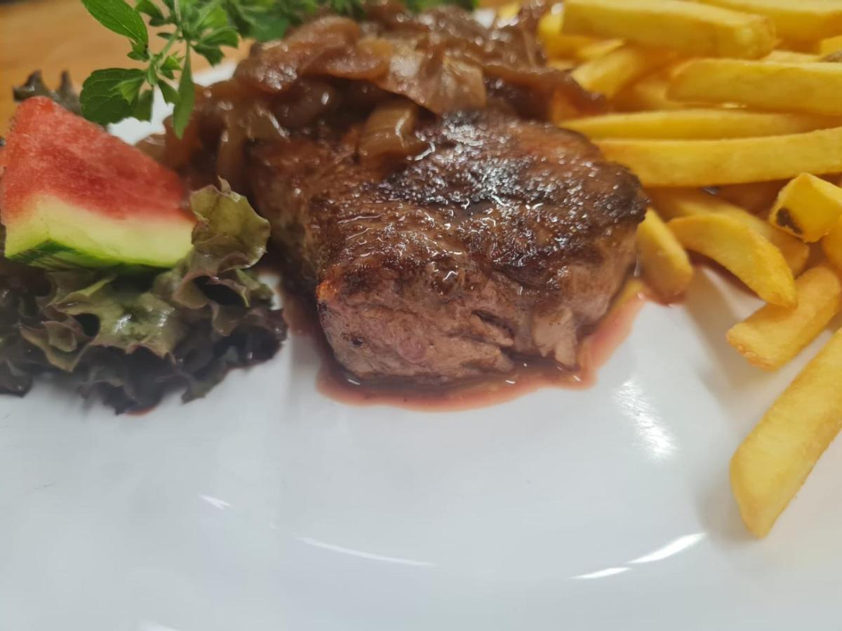 Landgasthof Rotlipp Gaestezimmer Ortenberg  Dış mekan fotoğraf